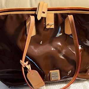 DOONEY & BOURKE Aubergine Patent Leather Tan Leather Trim Tote Shoulder Bag NEW!